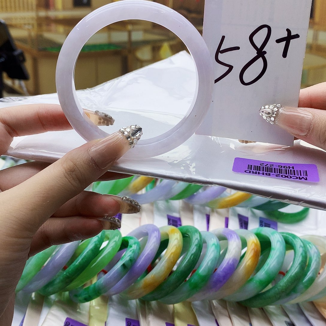 翡翠未镶嵌手镯nn