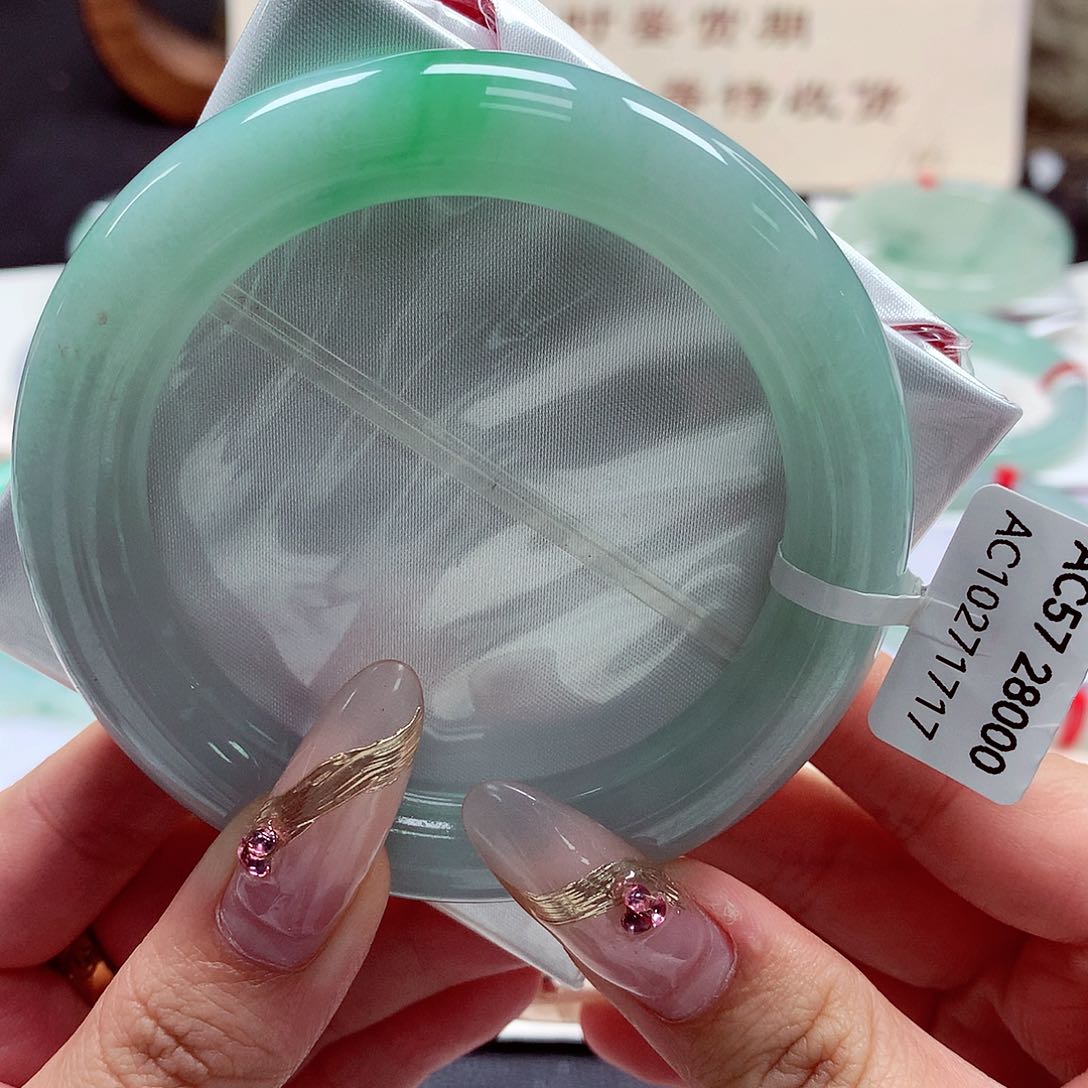 翡翠手镯（圆镯）未镶嵌22（59号）