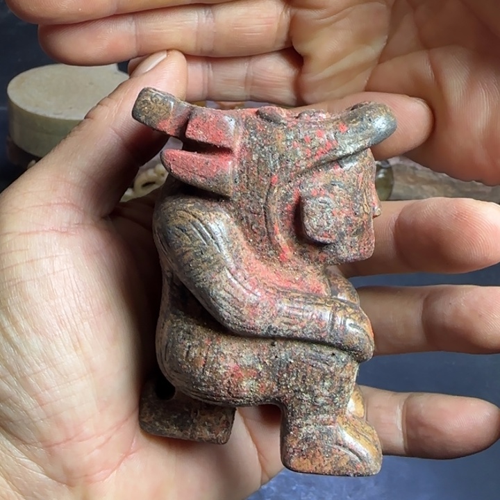 玉***间和田玉未镶嵌挂件