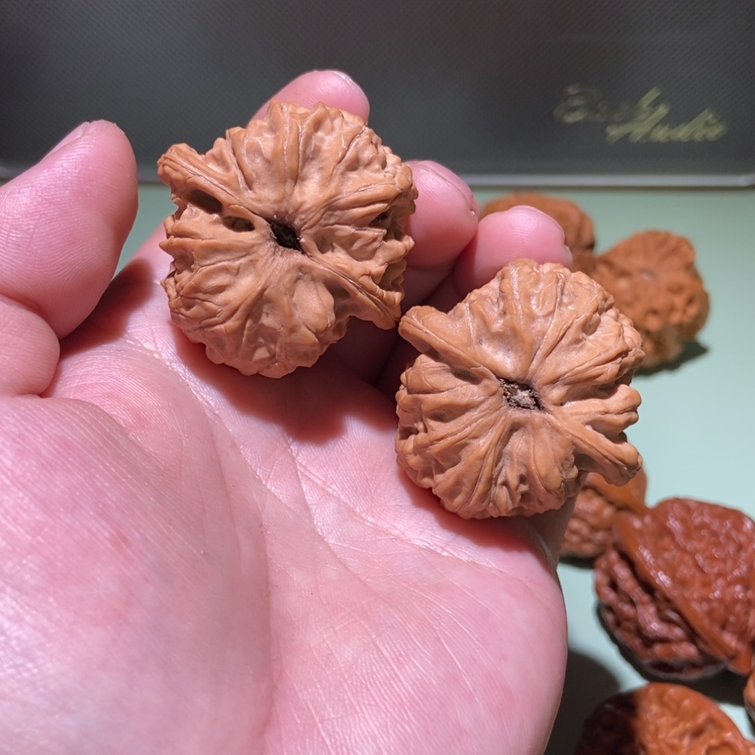 文玩核桃吊坠全品39梨木台