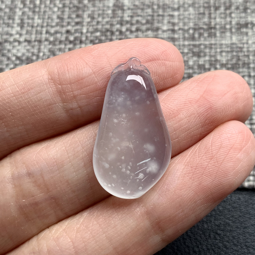 天然缅甸翡翠A货福瓜25.6-14.5-4.9 