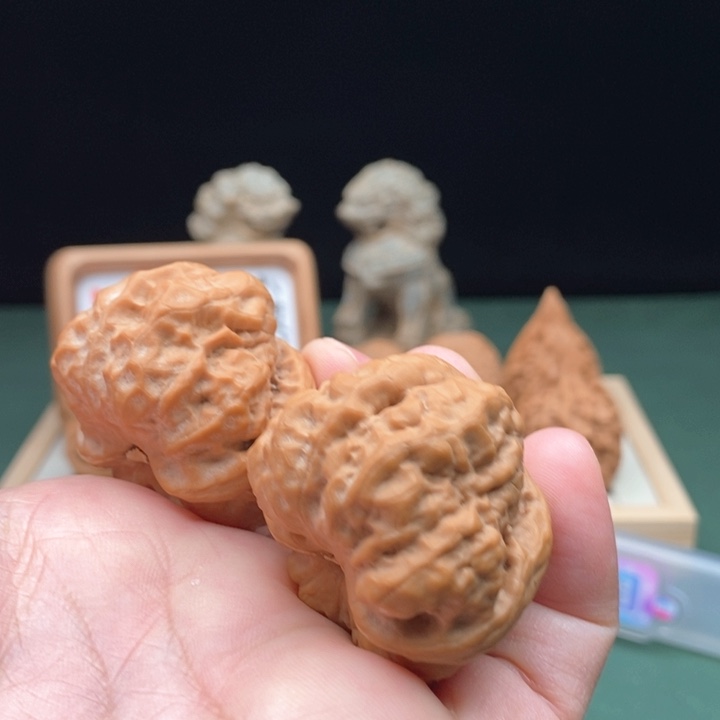 文玩核桃把件40尺蛤蟆头