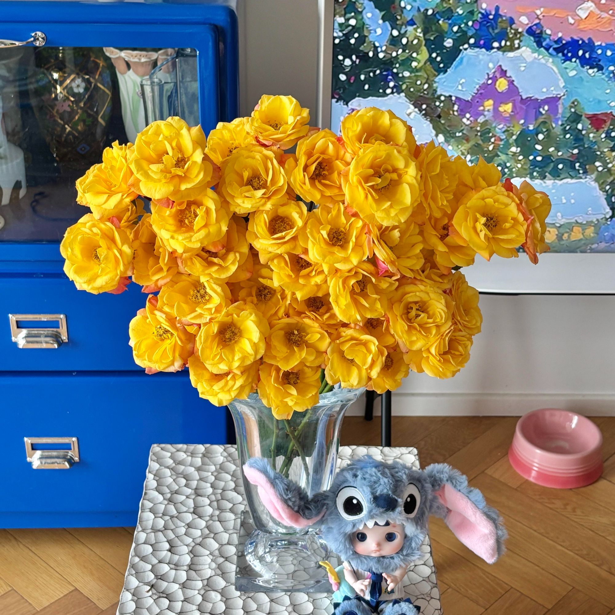 59喷色方德品牌碎冰蓝10支金玉仙子3支粉腊梅一小把白紫罗兰一把