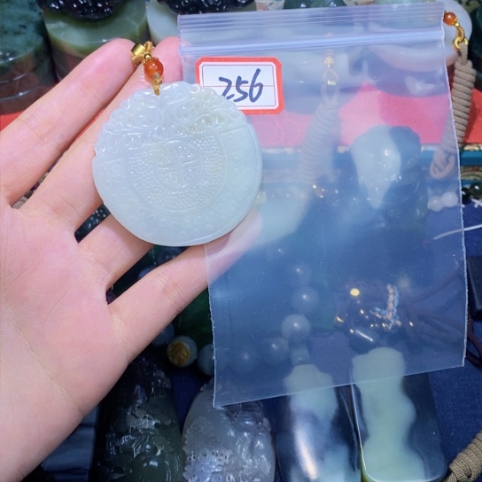 和田玉未镶嵌和田玉边角料随机发