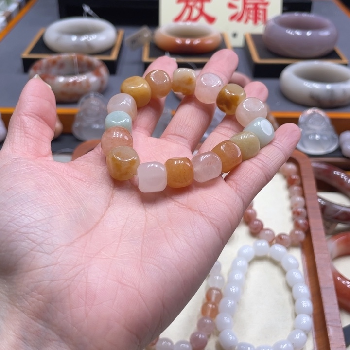 未镶嵌手镯石英质玉i**o