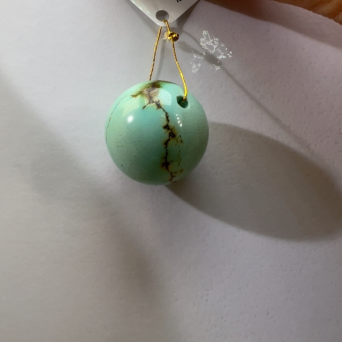 绿松石未镶嵌挂件