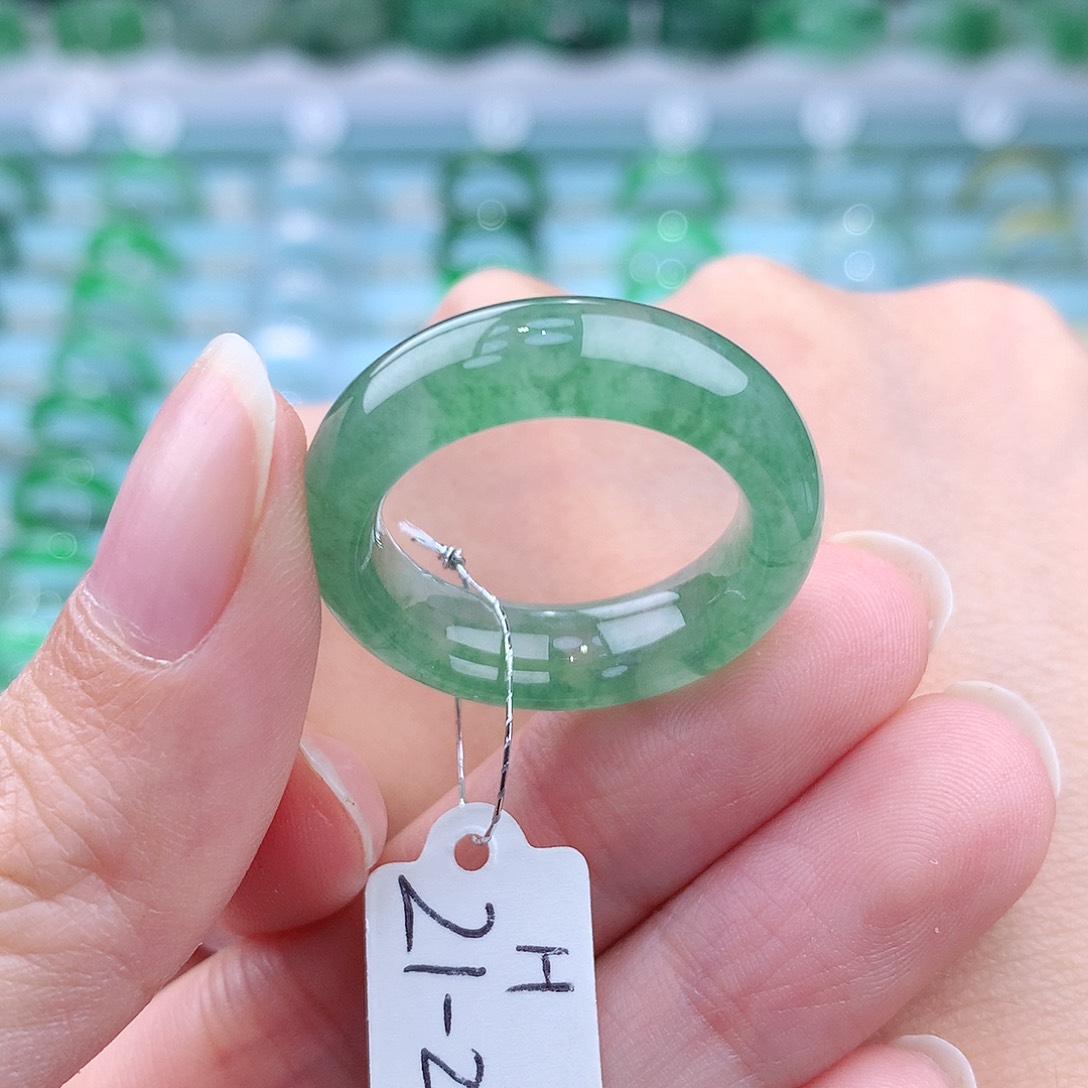 翡翠戒指未镶嵌缅甸翡翠A货