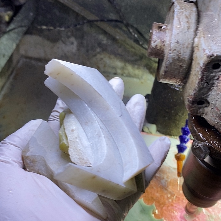 和田玉未镶嵌颈饰多样性发货发一