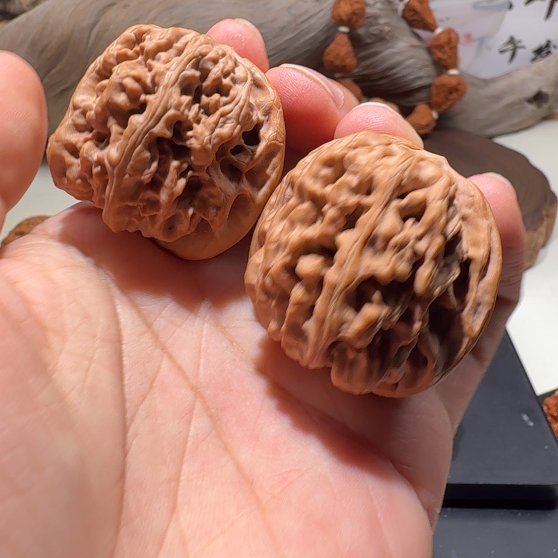 文玩核桃吊坠6****1成交