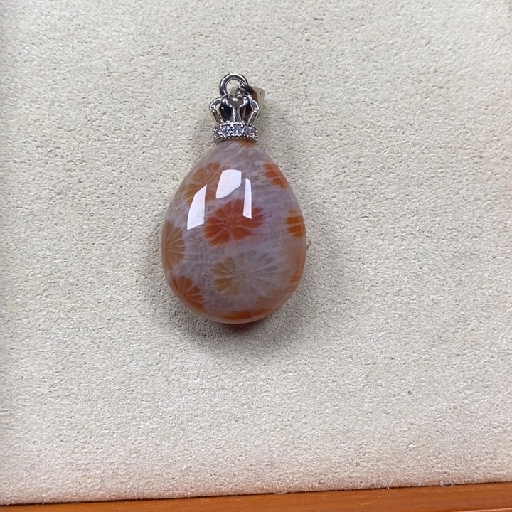 硅化珊瑚（珊瑚玉）手镯未镶嵌吊坠