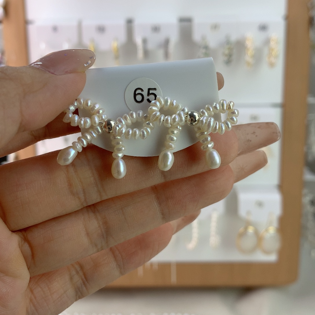 未镶嵌耳饰淡水珍珠