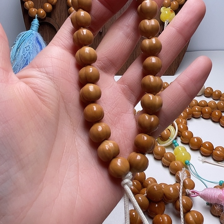 钢***夜吊坠猴头核桃10尺寸柯基屁桃