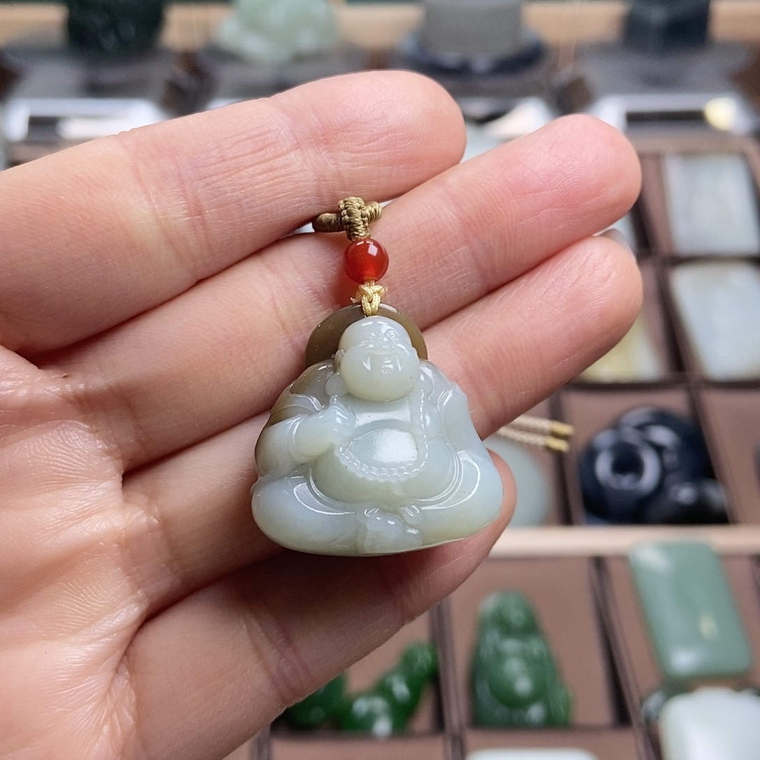 和田玉（糖玉）颈饰未镶嵌