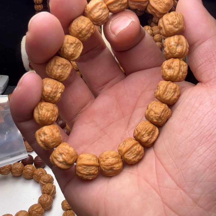 猴头核桃手串D***n蛤蟆头12+