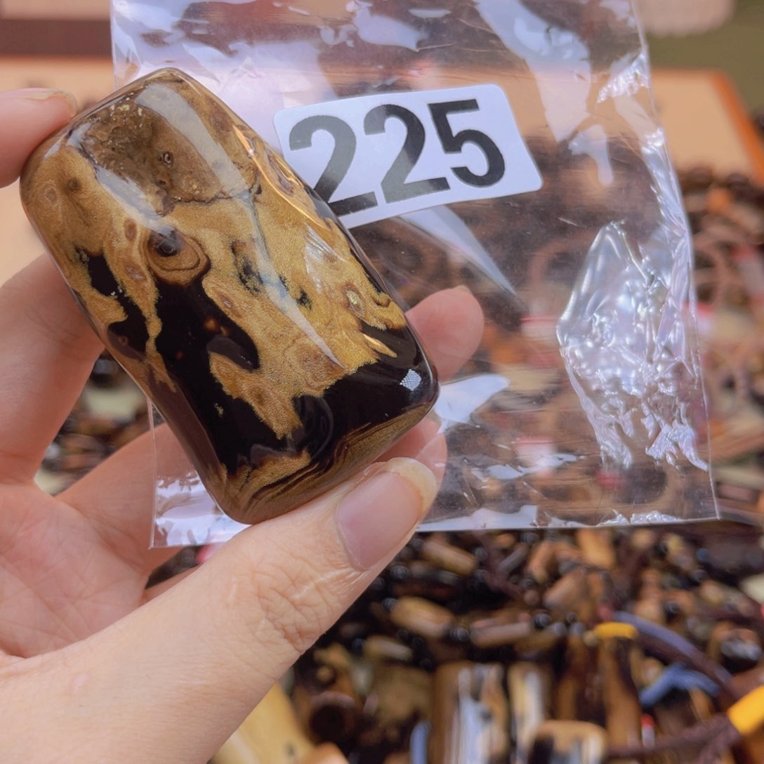 大果紫檀（缅甸花梨）225