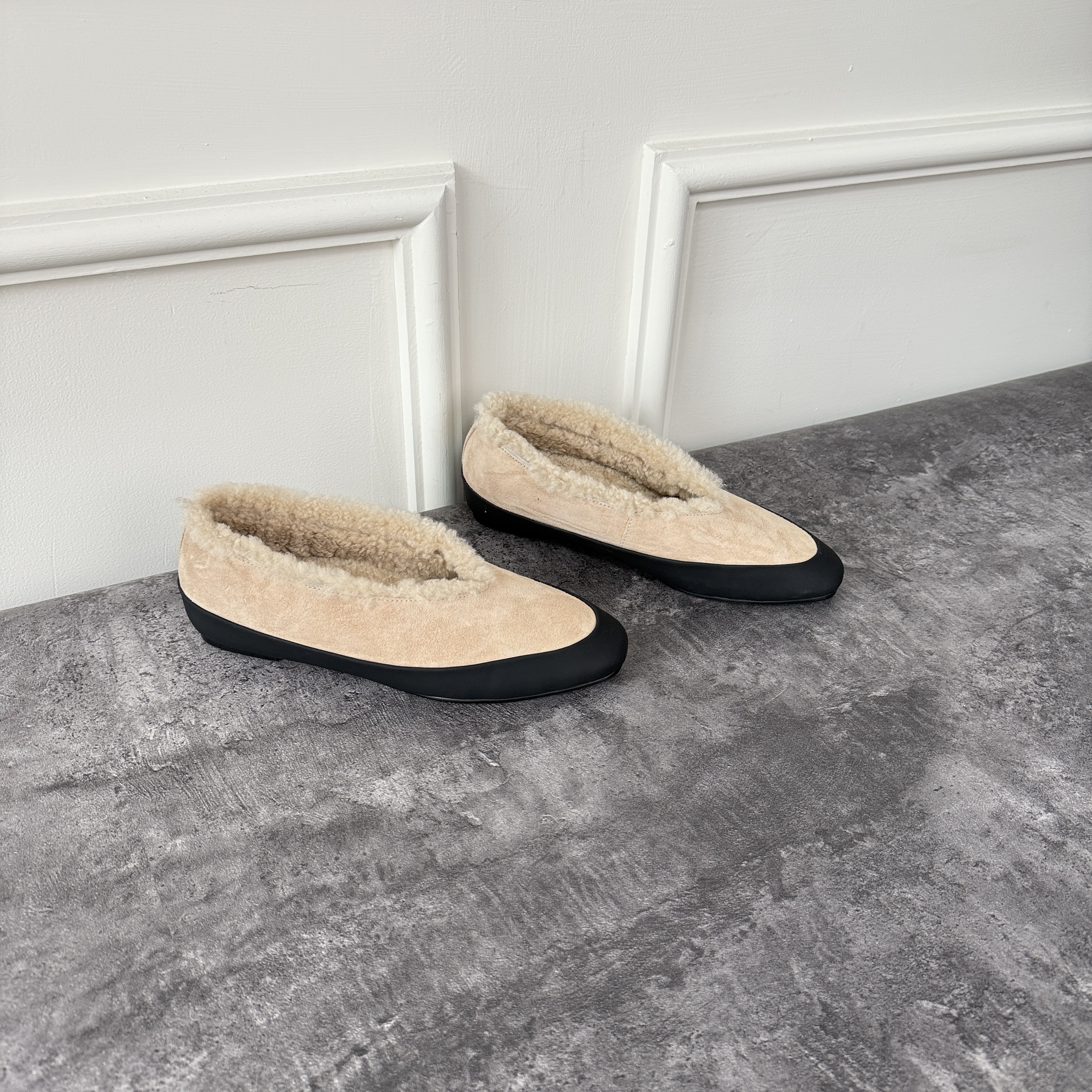 时尚极简感撞色北欧风轻奢小众防滑3cm休闲风加绒保暖羊毛单鞋