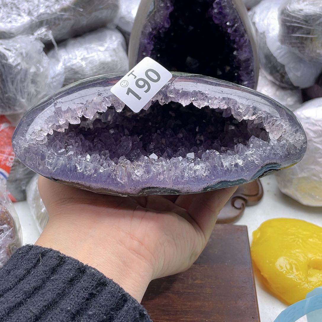 紫晶大型摆件（非配饰）未镶嵌