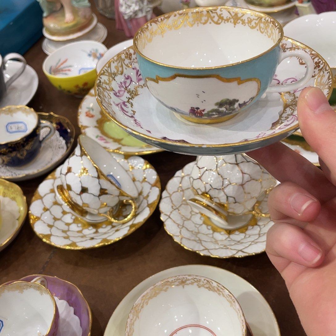 瓷片中古一等湖蓝色杯碟