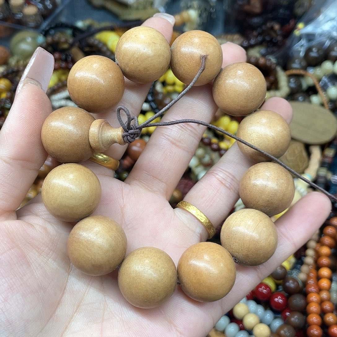 维腊木（绿檀）无事牌