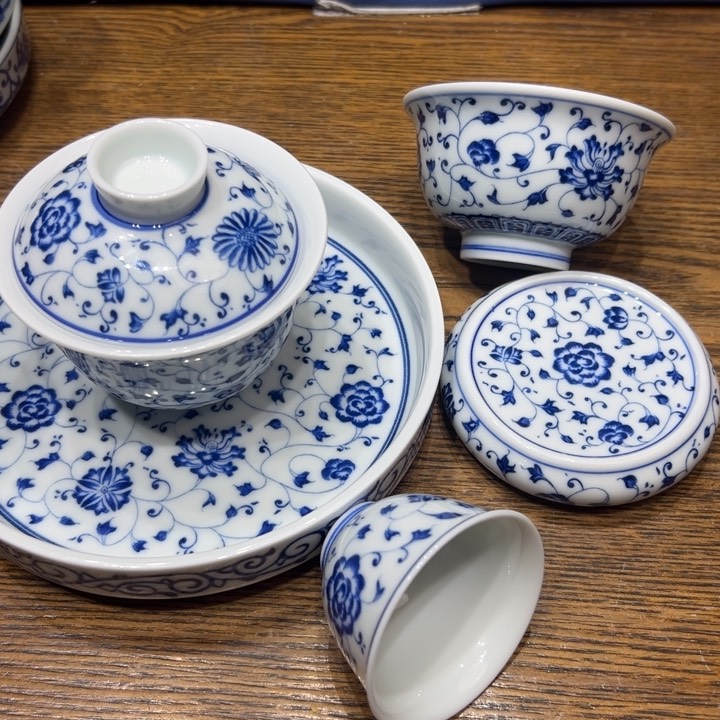 景德镇瓷器精品陈列展品