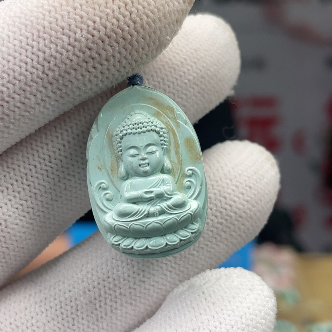 绿松石未镶嵌挂件