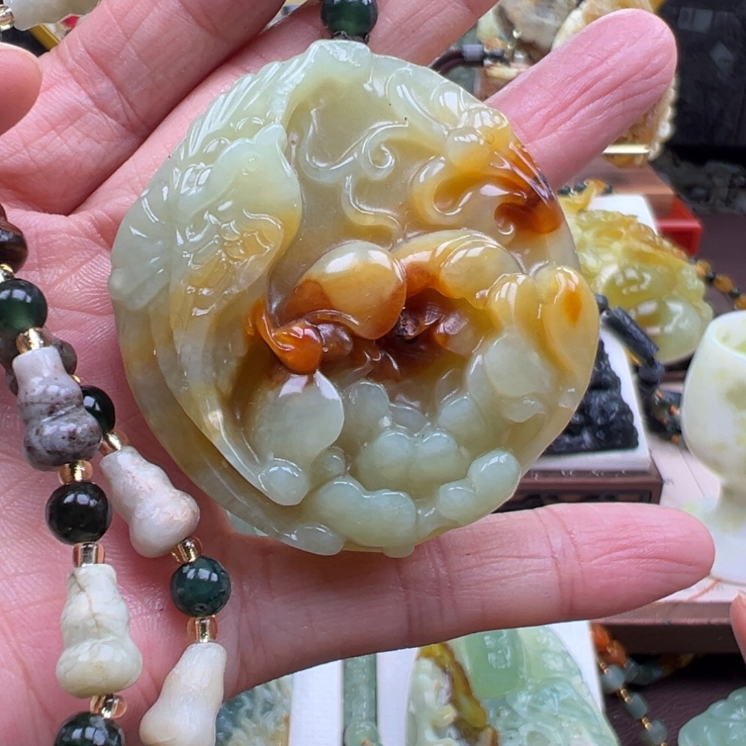 岫玉未镶嵌挂件挂件