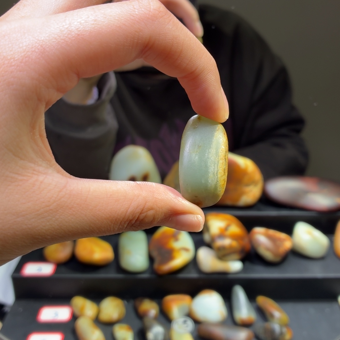 和田玉未镶嵌挂件15.4