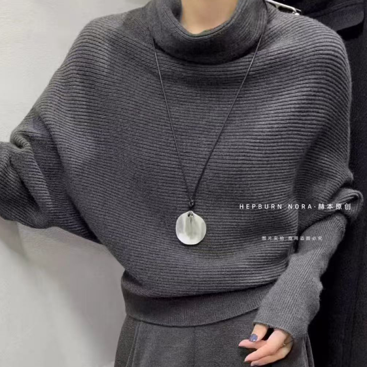 988652【胖小肉推荐】新款半高领堆堆领上衣