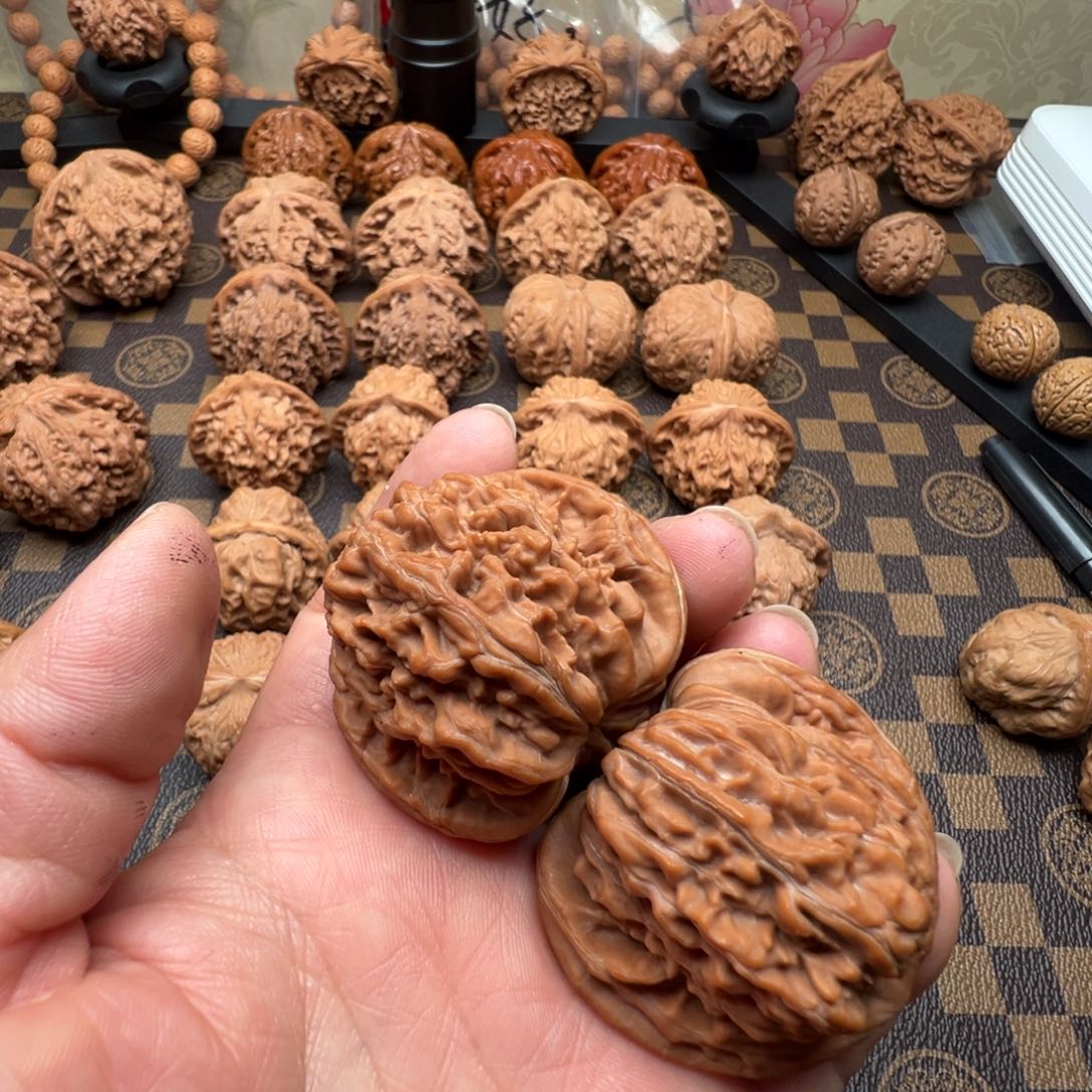 大***子核桃四座楼45全品