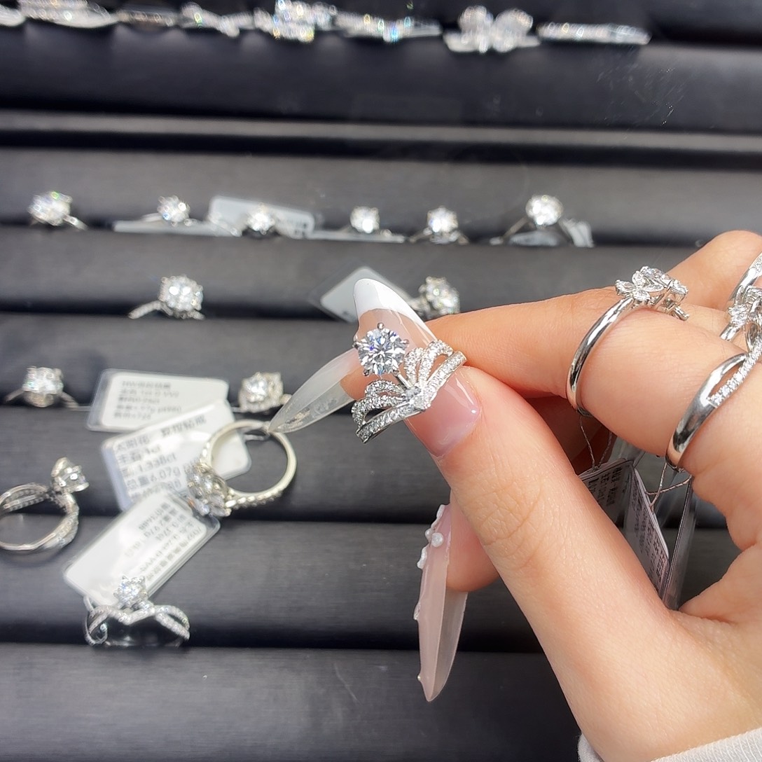 合成钻石铂Pt950镶嵌