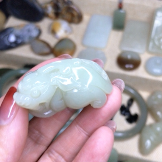 和田玉（青玉）颈饰未镶嵌