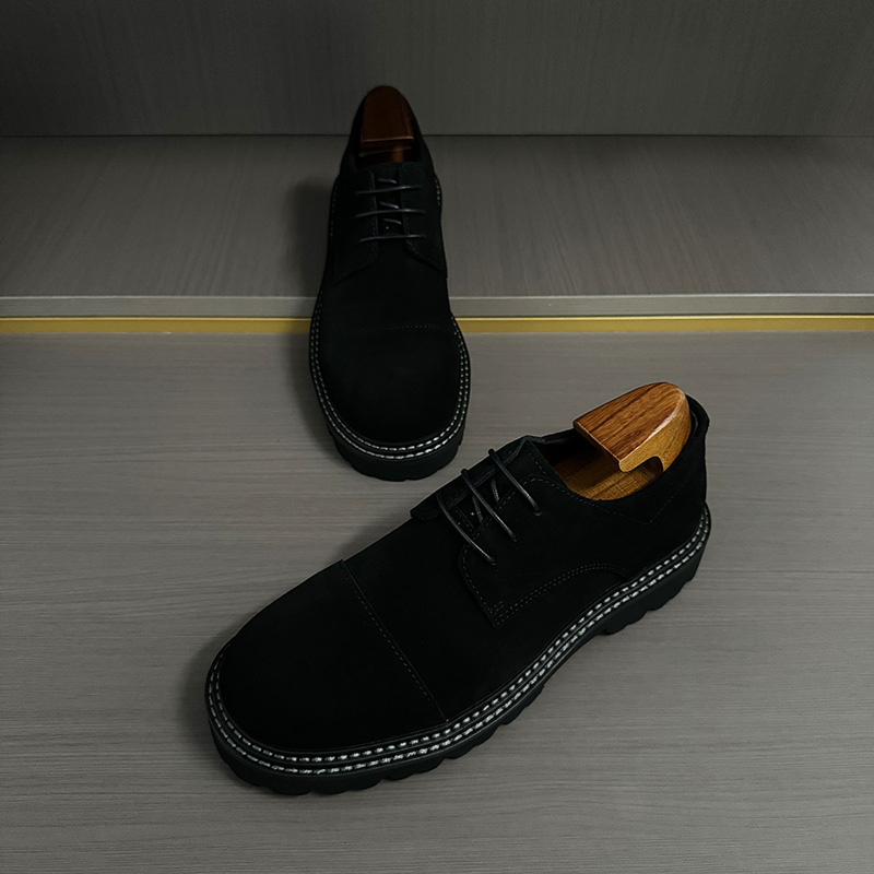新款男士休闲皮鞋潮流圆头磨砂皮厚底透气增高三接头系带纯色百搭