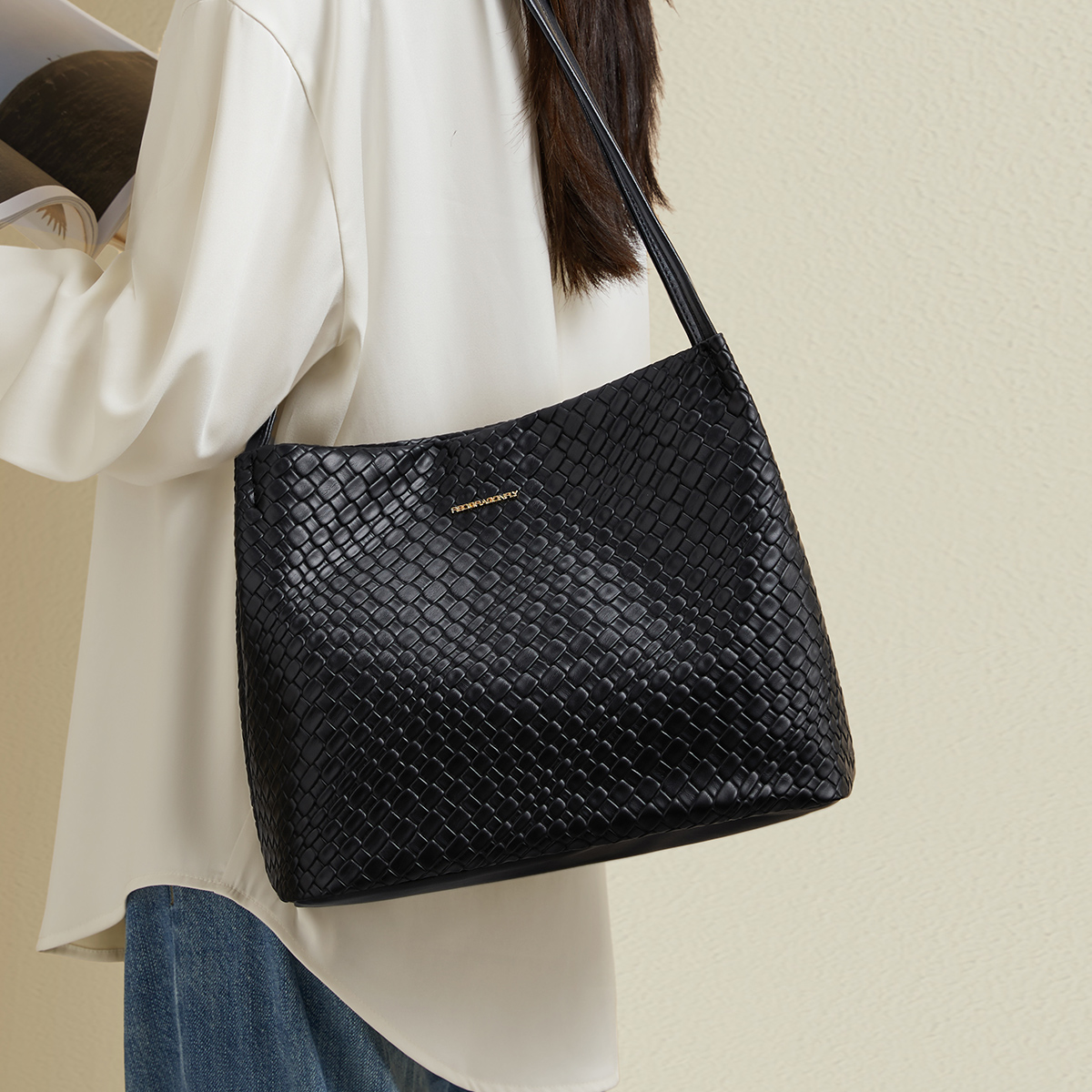 单肩托特包单肩包时尚编织托特包通勤肩包轻奢腋下简约女士