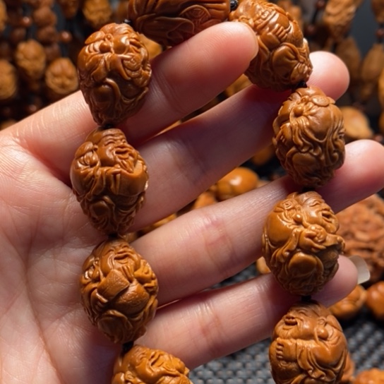 橄榄核吊坠小八方