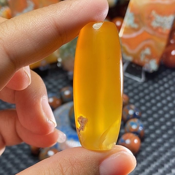 未镶嵌颈饰玛瑙/玉髓