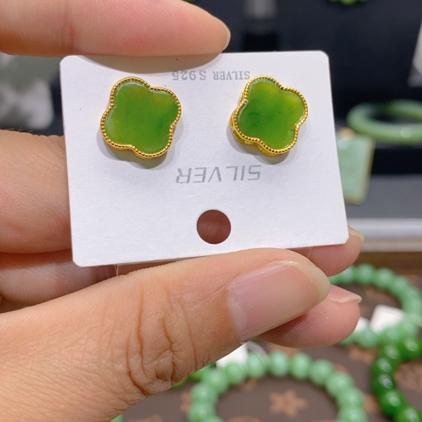 【闪购商品】和田玉（碧玉）耳饰未镶嵌