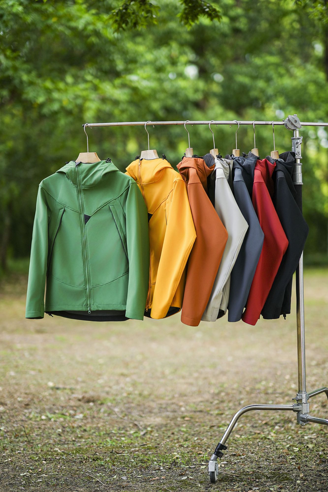 户外防风防水透气软壳冲锋衣春秋登山徒步夹克外套 斜拉链