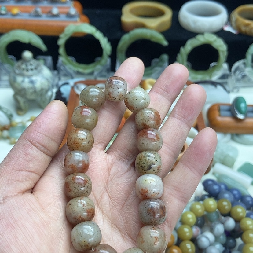 【闪购商品】石英质玉手镯未镶嵌