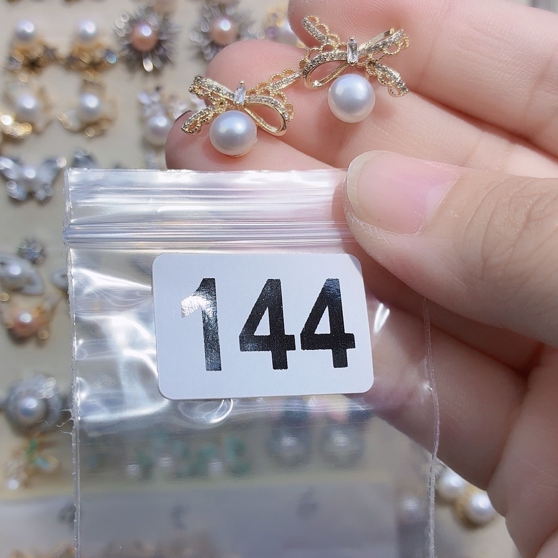 合金淡水珍珠耳饰