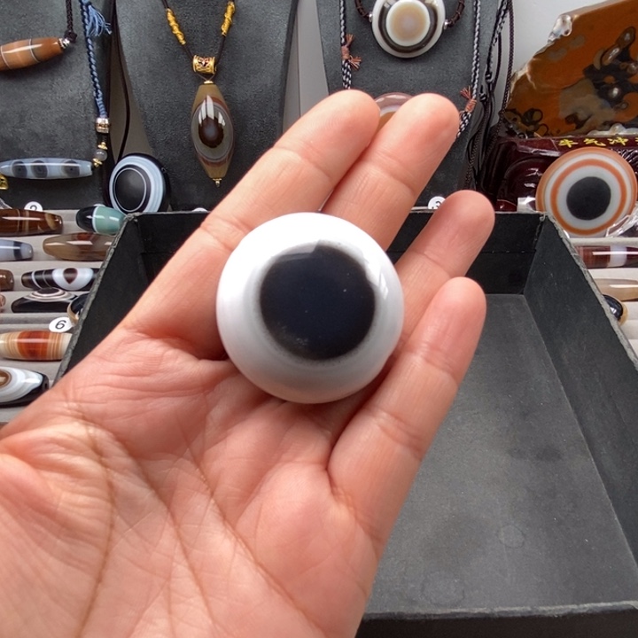 小***水玛瑙/玉髓未镶嵌颈饰