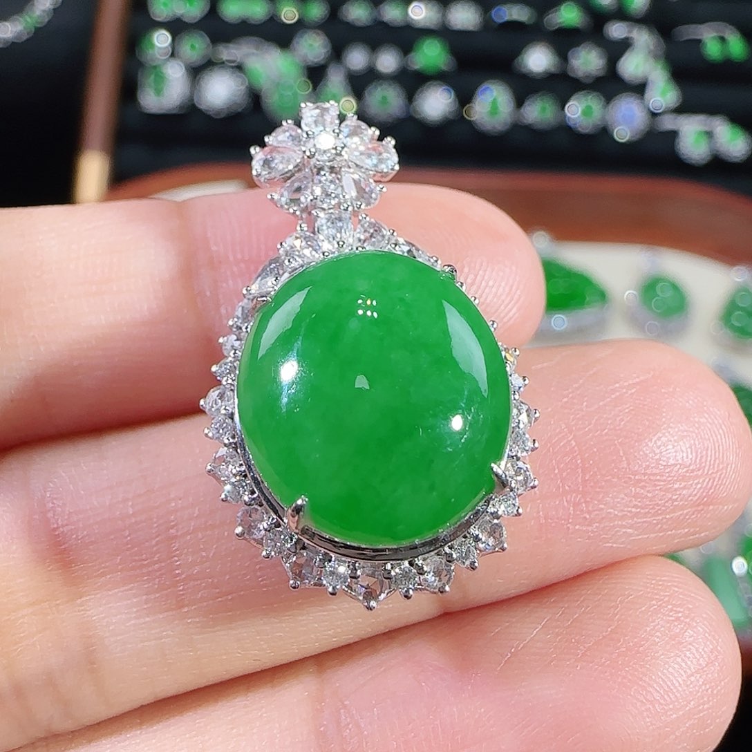 翡翠18K金镶嵌吊坠(不含链)