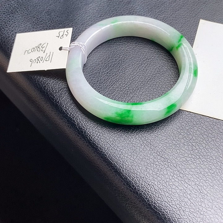 翡翠手镯未镶嵌59➕圈口