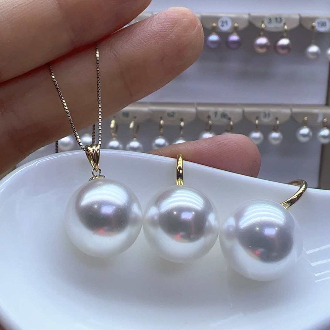 淡水珍珠18K金镶嵌吊坠(赠链)