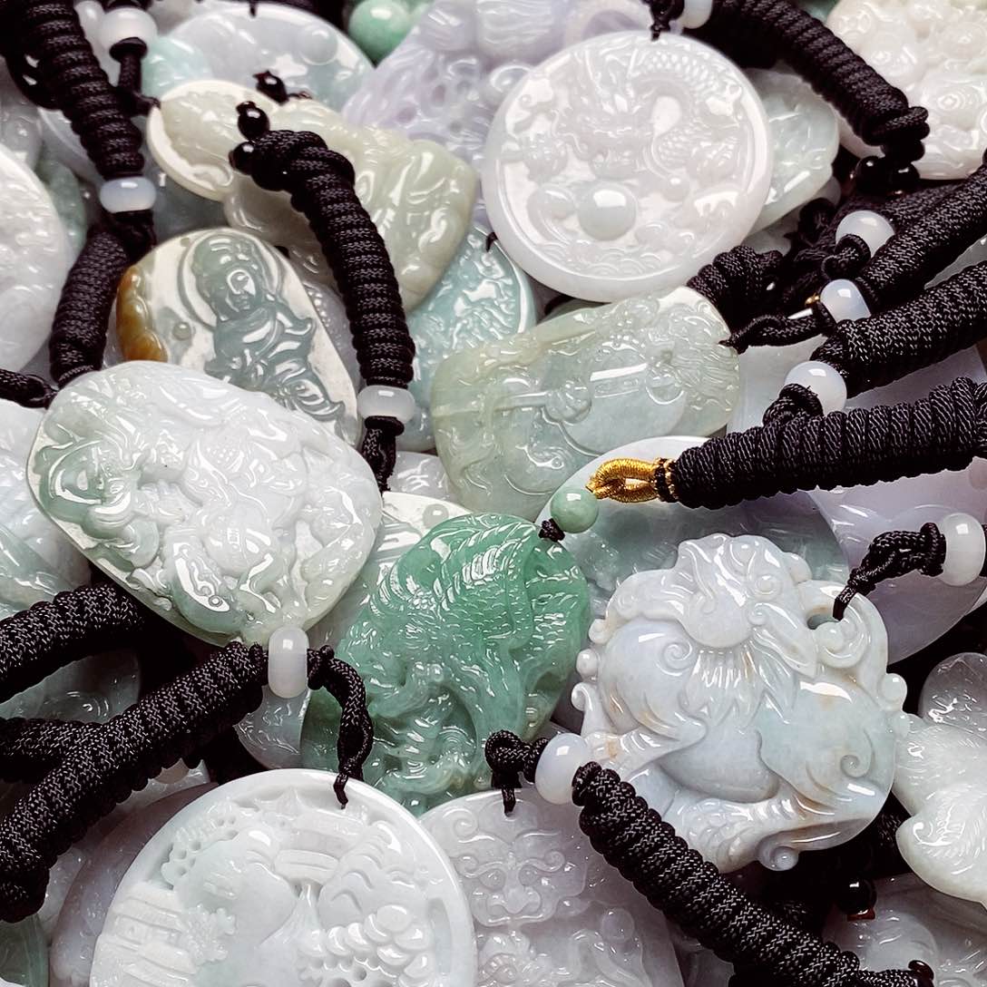 翡翠颈饰未镶嵌翡翠