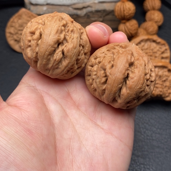 桃核把件全品41霸王龙