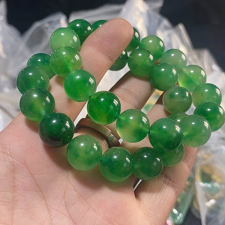 翡翠颈饰未镶嵌价格