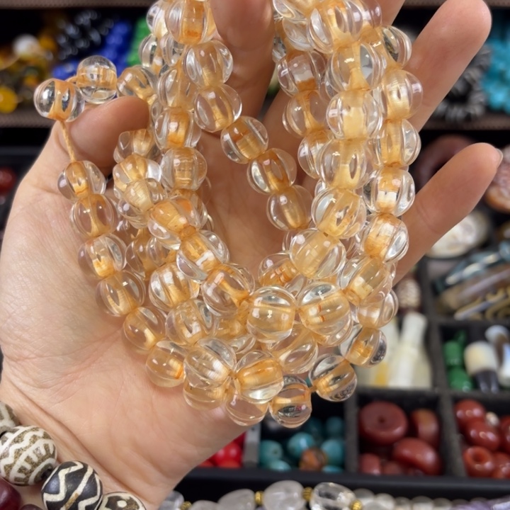 阿****玛瑙/玉髓颈饰未镶嵌