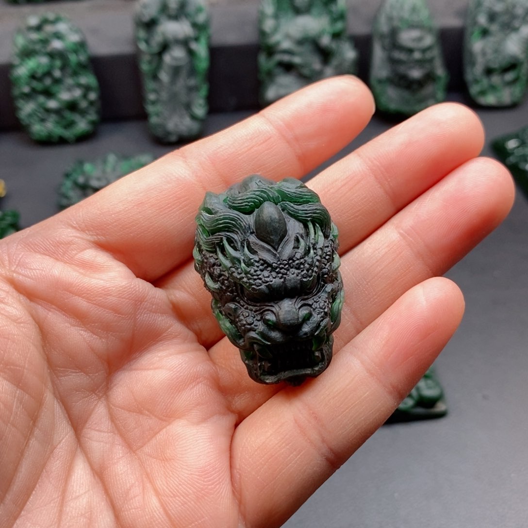 定制翡翠未镶嵌翡翠吊坠x