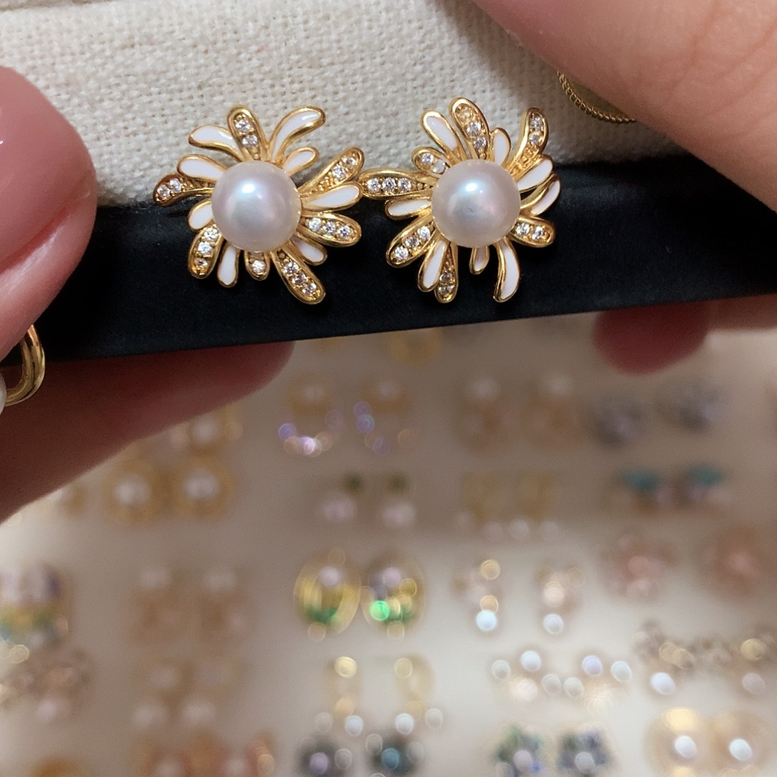 淡水珍珠耳饰合金