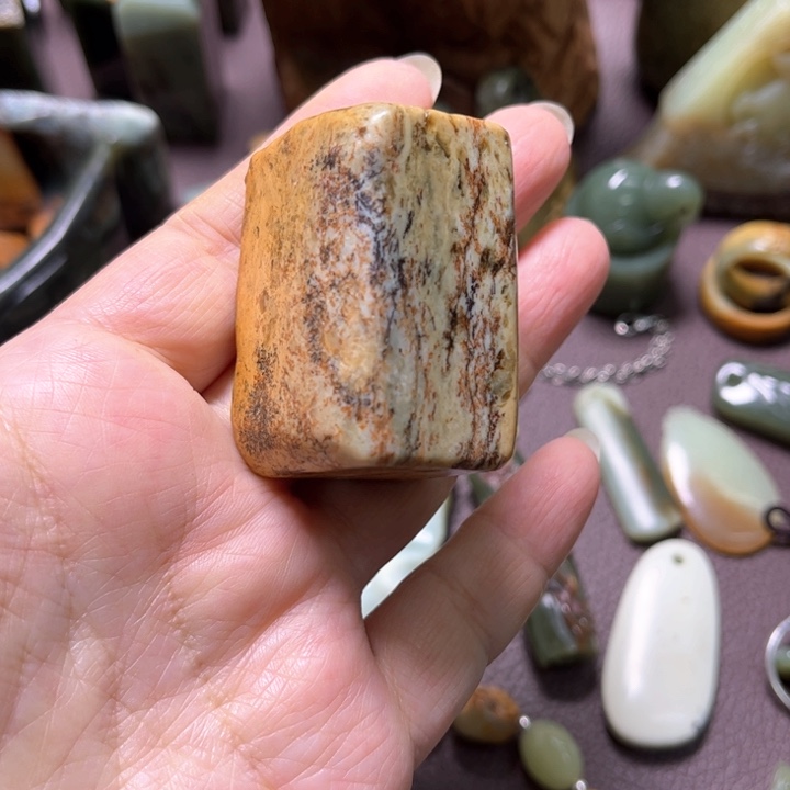 手绳未镶嵌岫岩河磨玉（透闪石质玉）